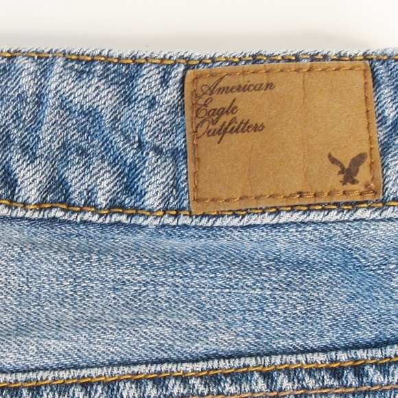 American Eagle Destroyed Blue Jean Shorts Size 6 - Picture 8 of 8